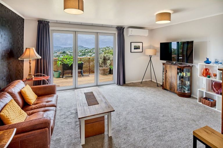 Photo of property in 16 Voltaire Street, Karori, Wellington, 6012