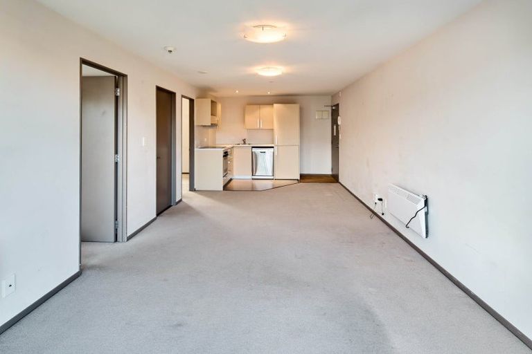 Photo of property in Dual Apartments, 510/142u Vivian Street, Te Aro, Wellington, 6011