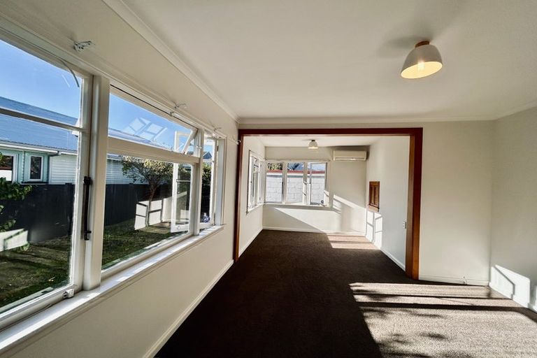 Photo of property in 1/98 Memorial Avenue, Ilam, Christchurch, 8053