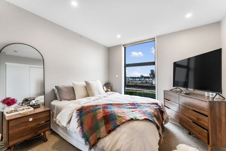 Photo of property in 4 Koro Lane, Mangere Bridge, Auckland, 2022