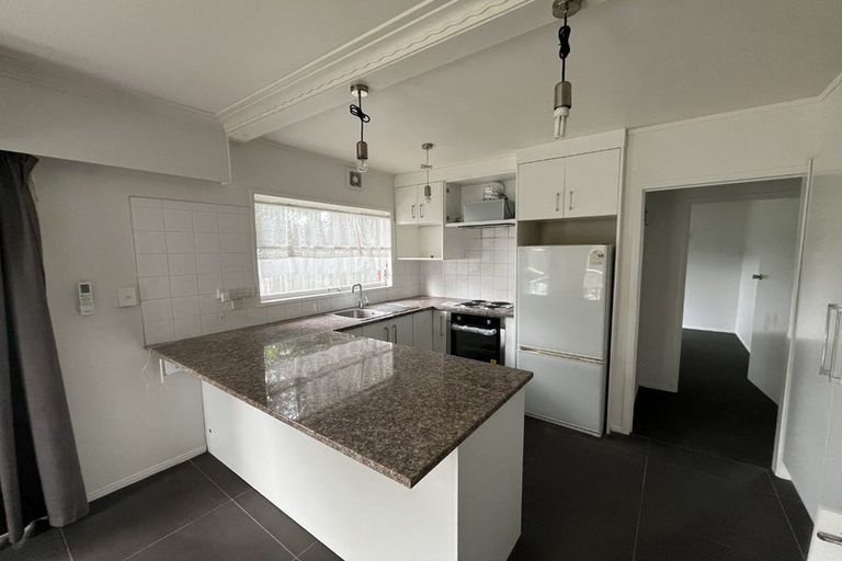 Photo of property in 1/66 Beach Road, Pahurehure, Papakura, 2113