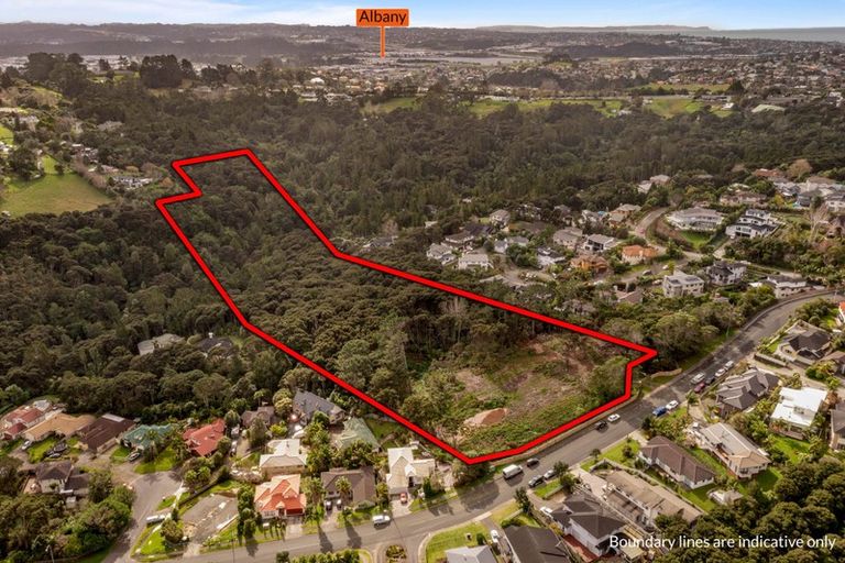 Photo of property in 83 Glendhu Road, Bayview, Auckland, 0629