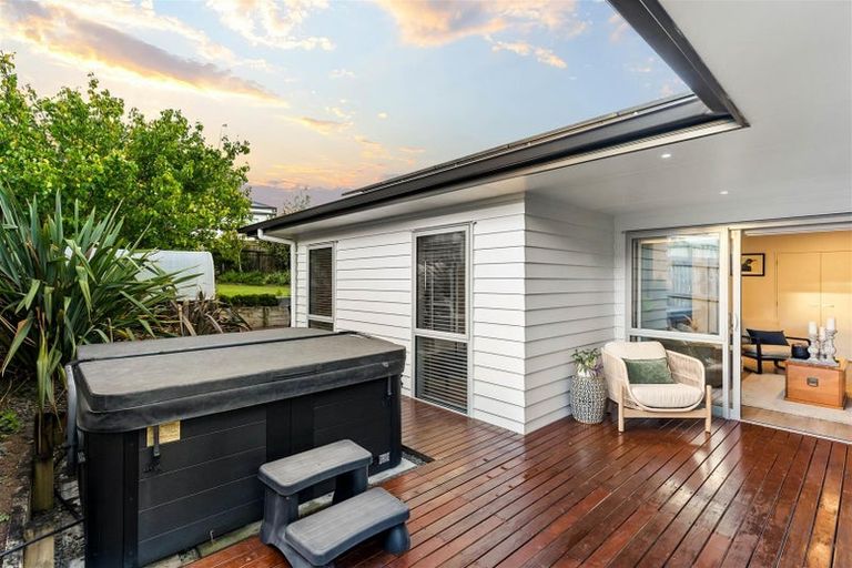 Photo of property in 21 Alexandra Street, Riverhead, 0820
