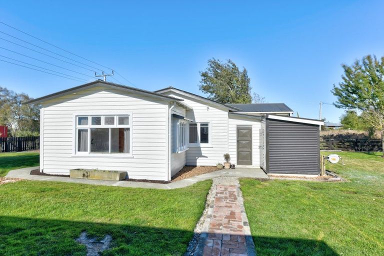 Photo of property in 9 Essex Street, Mossburn, 9792