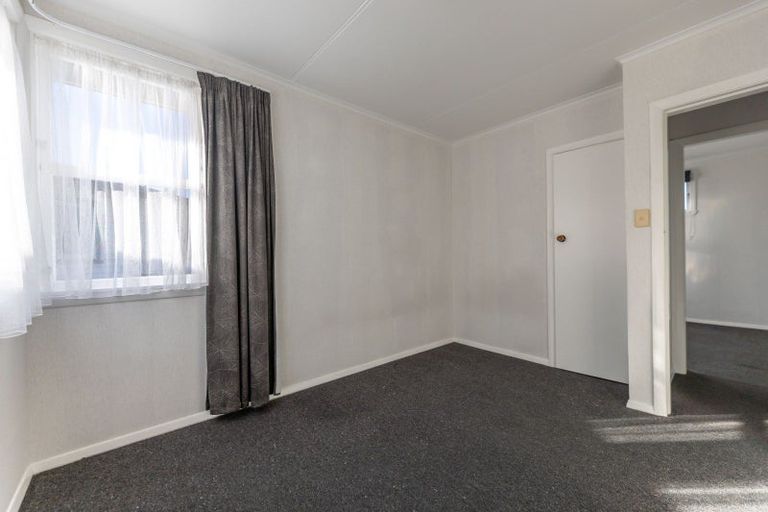 Photo of property in 35 Aspiring Avenue, Milson, Palmerston North, 4414