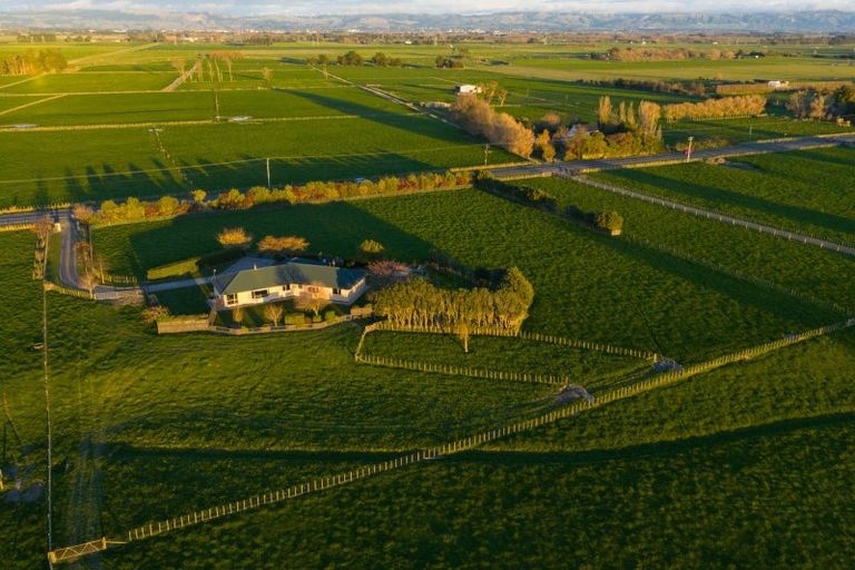 Photo of property in 1059 Camerons Line, Aorangi, Feilding, 4775