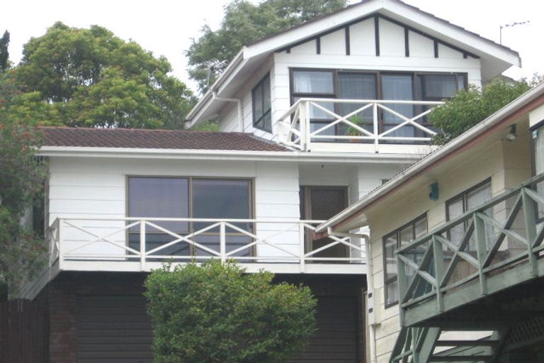 Photo of property in 21 Tree View Avenue, Glenfield, Auckland, 0629