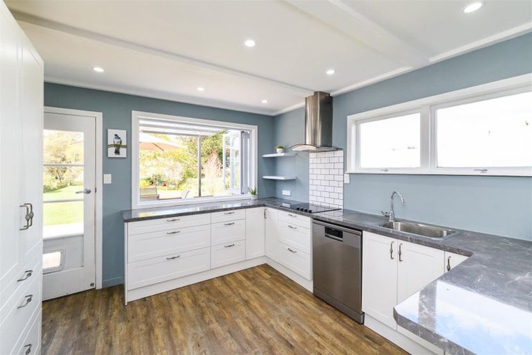 Photo of property in 8 Ngareta Street, Marton, 4710