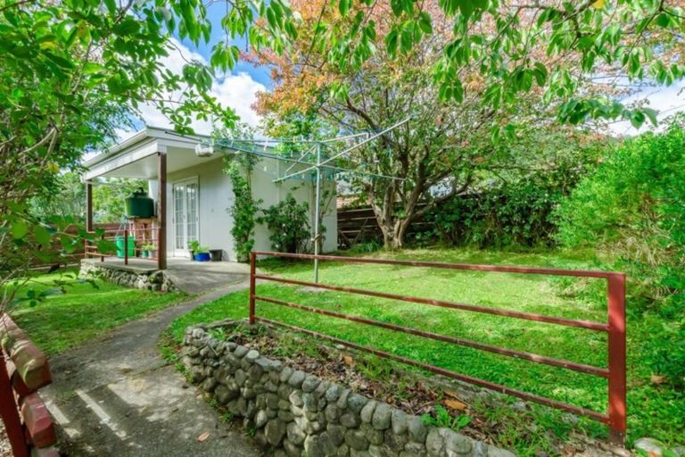 Photo of property in 23 Matenga Street, Waikanae, 5036