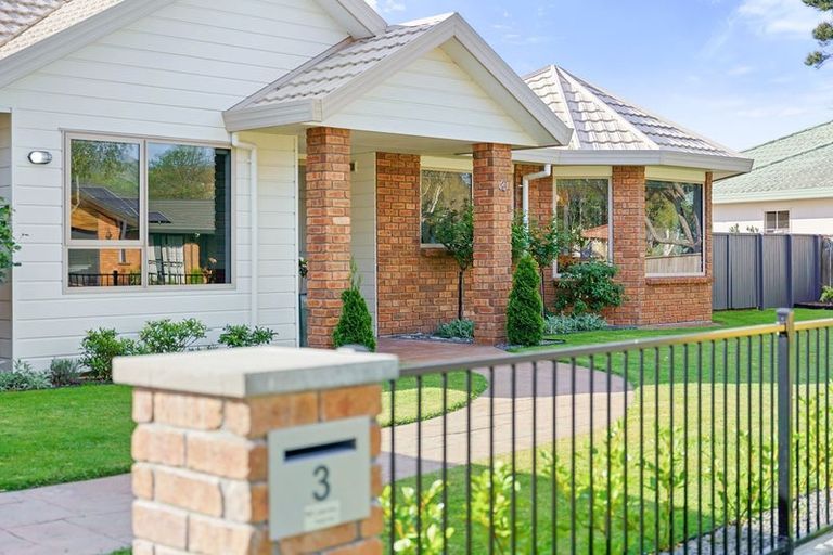 Photo of property in 3 Stella Court, Paraparaumu, 5032