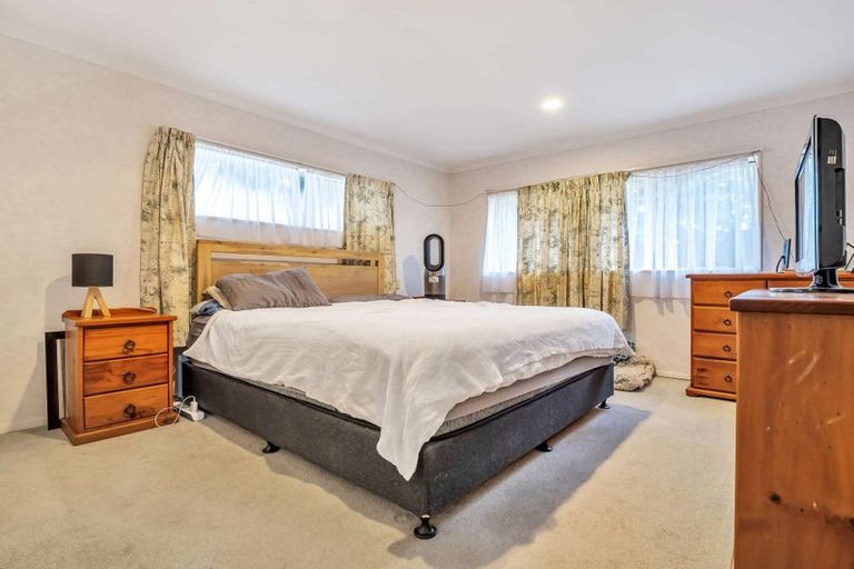 Photo of property in 50a Torkar Road, Clarks Beach, 2122