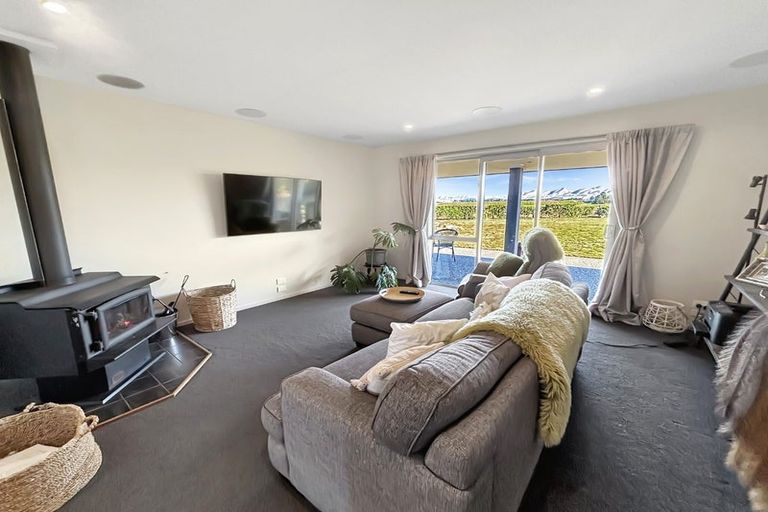 Photo of property in 37 Glenmark Drive, Waipara, 7483