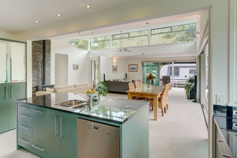 Photo of property in 13 Florance Avenue, Russell, 0202