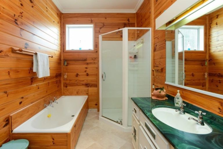 Photo of property in 10 Nelson Street, Waipukurau, 4200