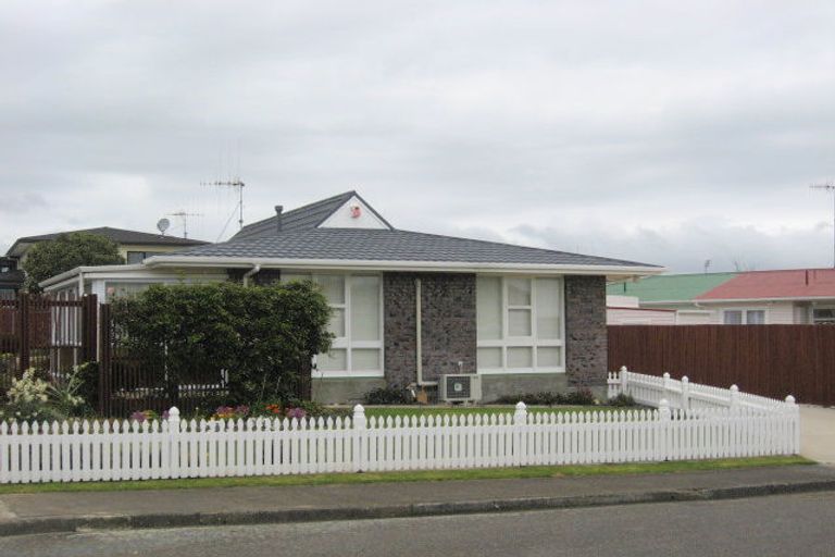 Photo of property in 11 Regal Street, Levin, 5510