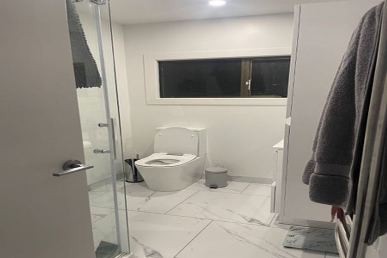 Photo of property in 6 Ilam Road, Upper Riccarton, Christchurch, 8041