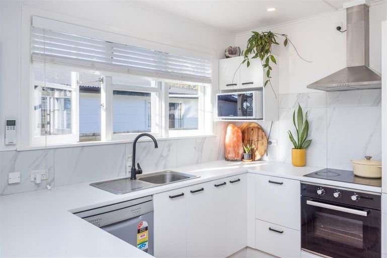 Photo of property in 17 Whitaker Street, Kihikihi, Te Awamutu, 3800