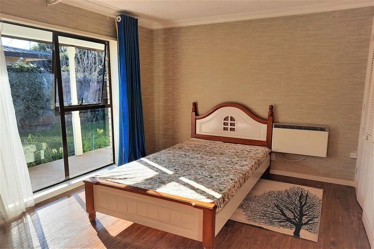 Photo of property in 218 Maidstone Road, Avonhead, Christchurch, 8042