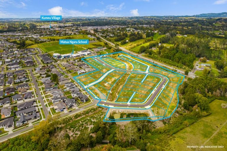 Photo of property in 15 Tereina Lane, Kumeu, 0810