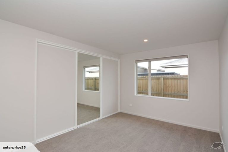Photo of property in 9 Ardnave Lane, Broomfield, Christchurch, 8042