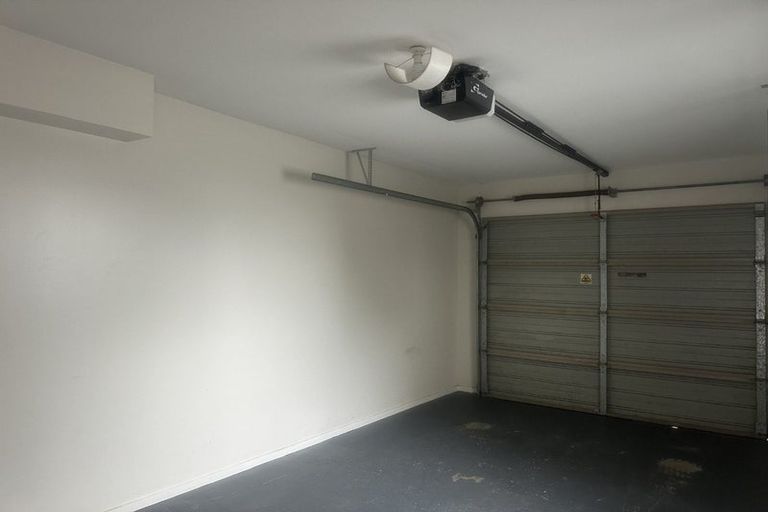 Photo of property in 27/22 Northcross Drive, Oteha, Auckland, 0632