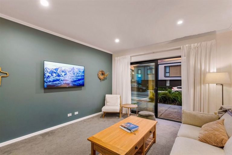 Photo of property in 38 Mapou Road, Hobsonville, Auckland, 0616