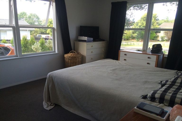 Photo of property in 13 Taioma Crescent, Te Atatu Peninsula, Auckland, 0610