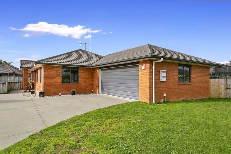 Photo of property in 5c Jasmine Place, Cambridge, 3434