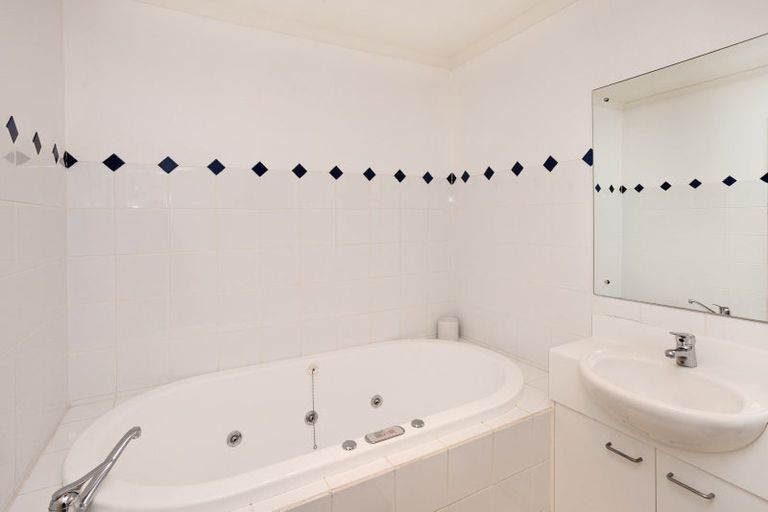 Photo of property in 4 Craig Street, Waikiwi, Invercargill, 9810