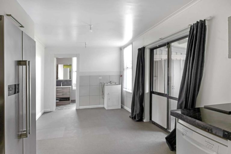 Photo of property in 164 Derby Street, Westport, 7825