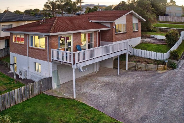 Photo of property in 259 Glengarry Road, Glen Eden, Auckland, 0602