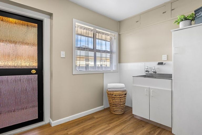 Photo of property in 21 Munro Street, Redwood, Christchurch, 8051