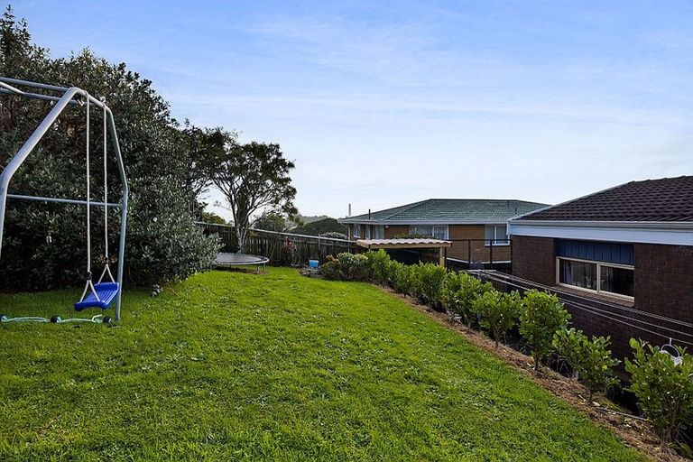 Photo of property in 20 Tiverton Crescent, Whalers Gate, New Plymouth, 4310