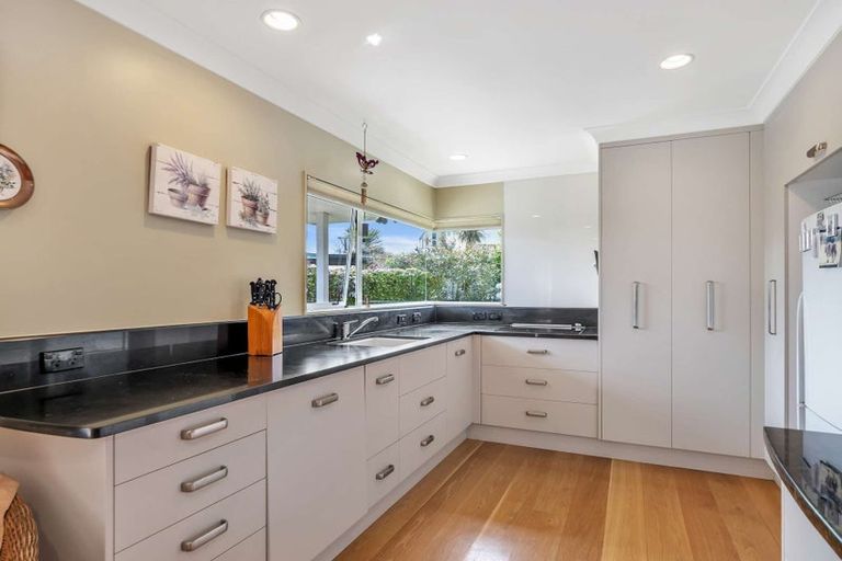 Photo of property in 32 Otonga Road, Springfield, Rotorua, 3015