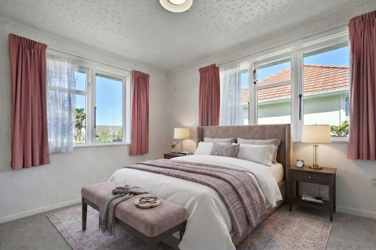 Photo of property in 1114 Jellicoe Street, Mayfair, Hastings, 4122