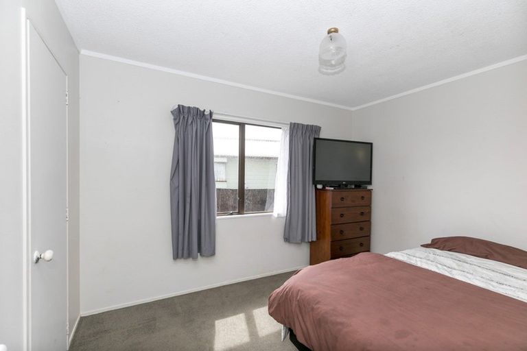 Photo of property in 1 Pringle Place, Nawton, Hamilton, 3200