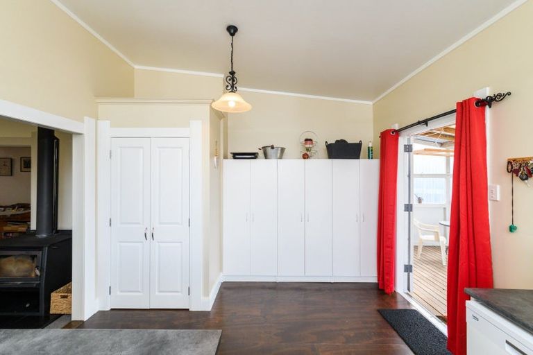 Photo of property in 8 Toia Street, Marton, 4710