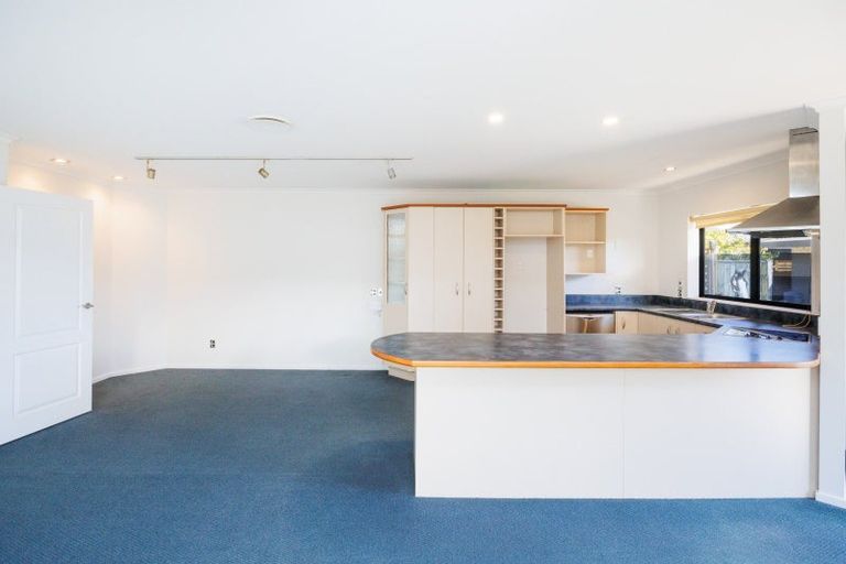 Photo of property in 31-33 Oak Crescent, Ashhurst, 4810