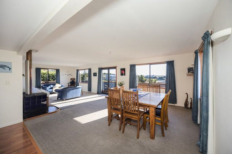 Photo of property in 16a Chambers Street, Kakanui, Oamaru, 9495