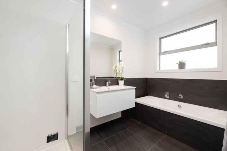 Photo of property in 182a Ngatai Road, Otumoetai, Tauranga, 3110