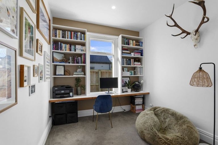 Photo of property in 28 Hawkesbury Avenue, St Albans, Christchurch, 8014