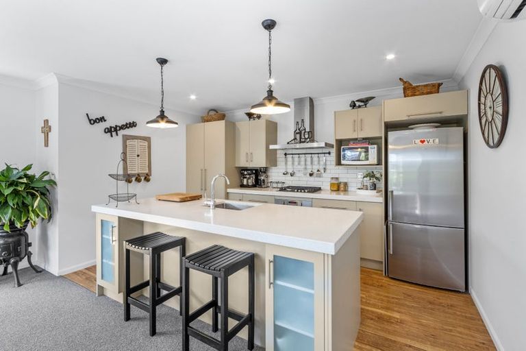 Photo of property in 5 Grace Close, Aidanfield, Christchurch, 8025