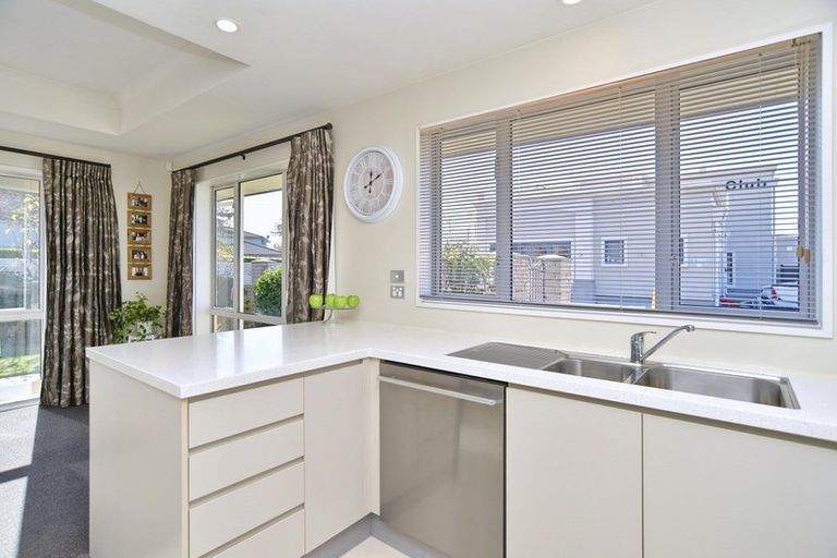 Photo of property in 65 Country Club Terrace, Northwood, Christchurch, 8051