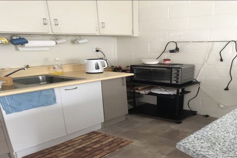 Photo of property in 277 Massey Road, Mangere East, Auckland, 2024