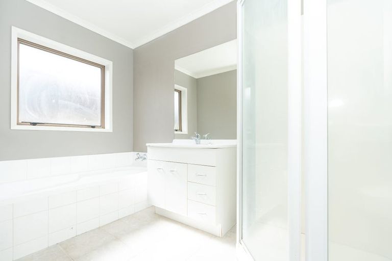 Photo of property in 12 Wakefield Place, Rototuna North, Hamilton, 3210