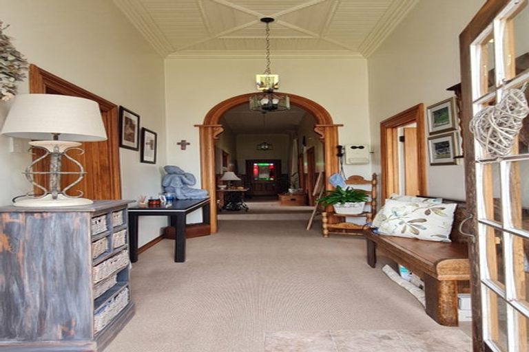 Photo of property in 110 Peel Street, Westport, 7825