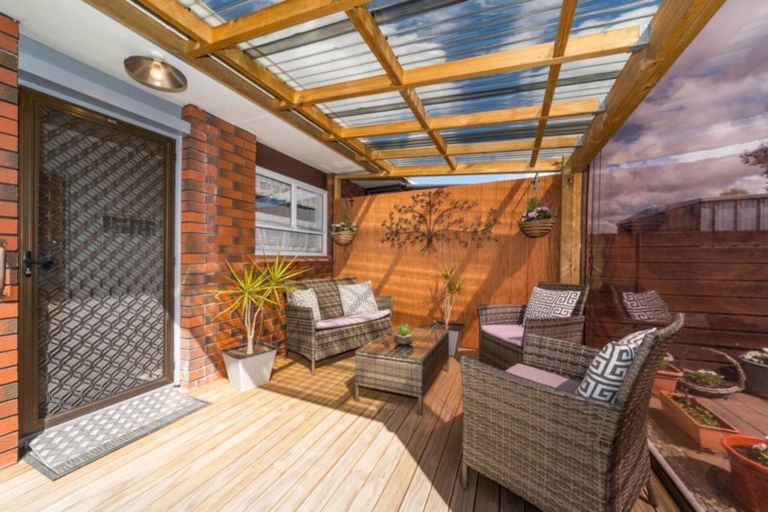 Photo of property in 2 Moyne Avenue, Milson, Palmerston North, 4414