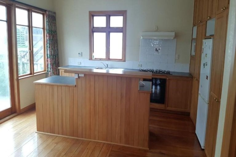 Photo of property in 92 Overtoun Terrace, Hataitai, Wellington, 6021