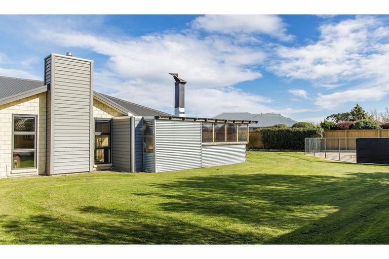 Photo of property in 4 Melville Crescent, Rolleston, 7614