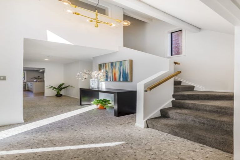 Photo of property in 17 Sayers Crescent, Ilam, Christchurch, 8041